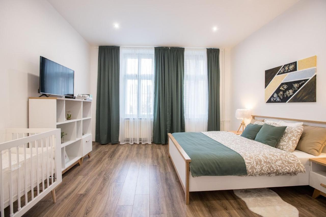 Family Apartment Ostrava Dış mekan fotoğraf