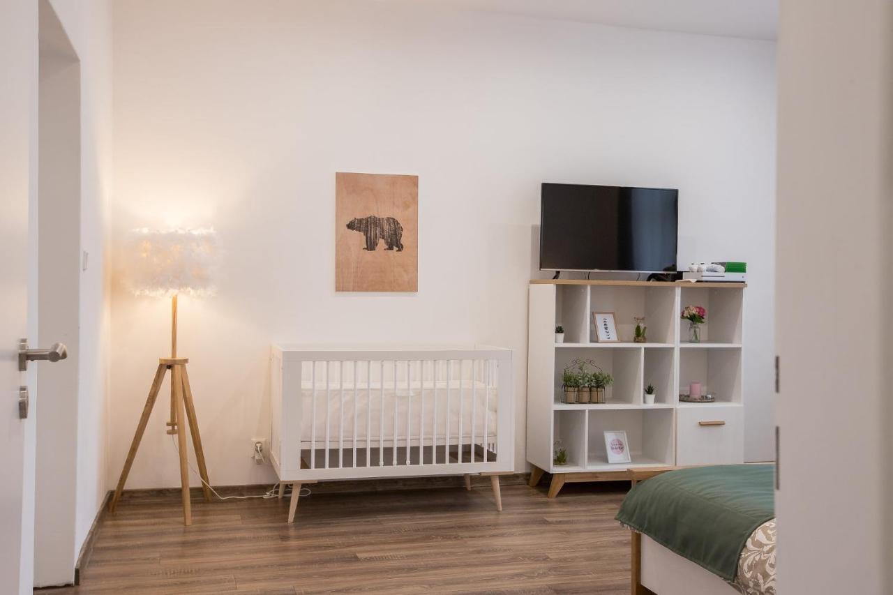 Family Apartment Ostrava Dış mekan fotoğraf