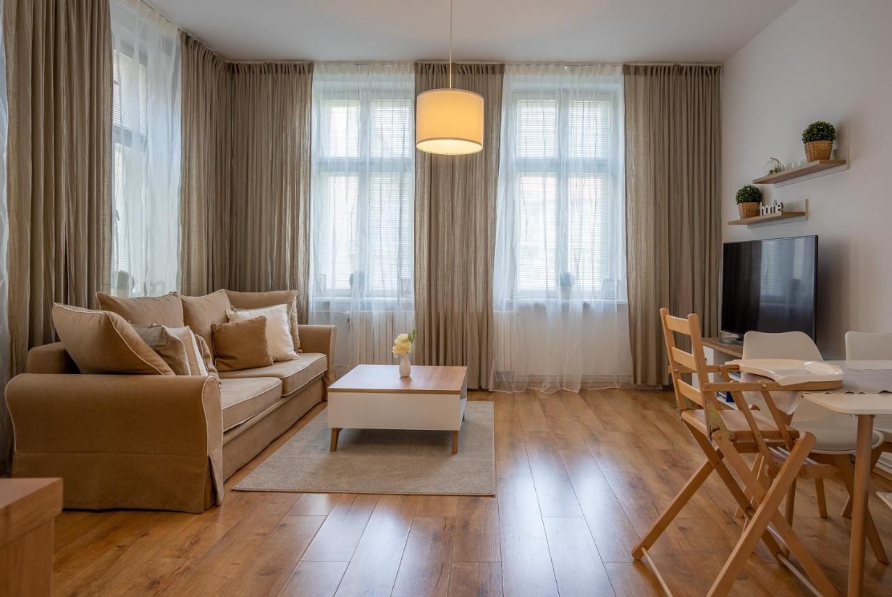 Family Apartment Ostrava Dış mekan fotoğraf