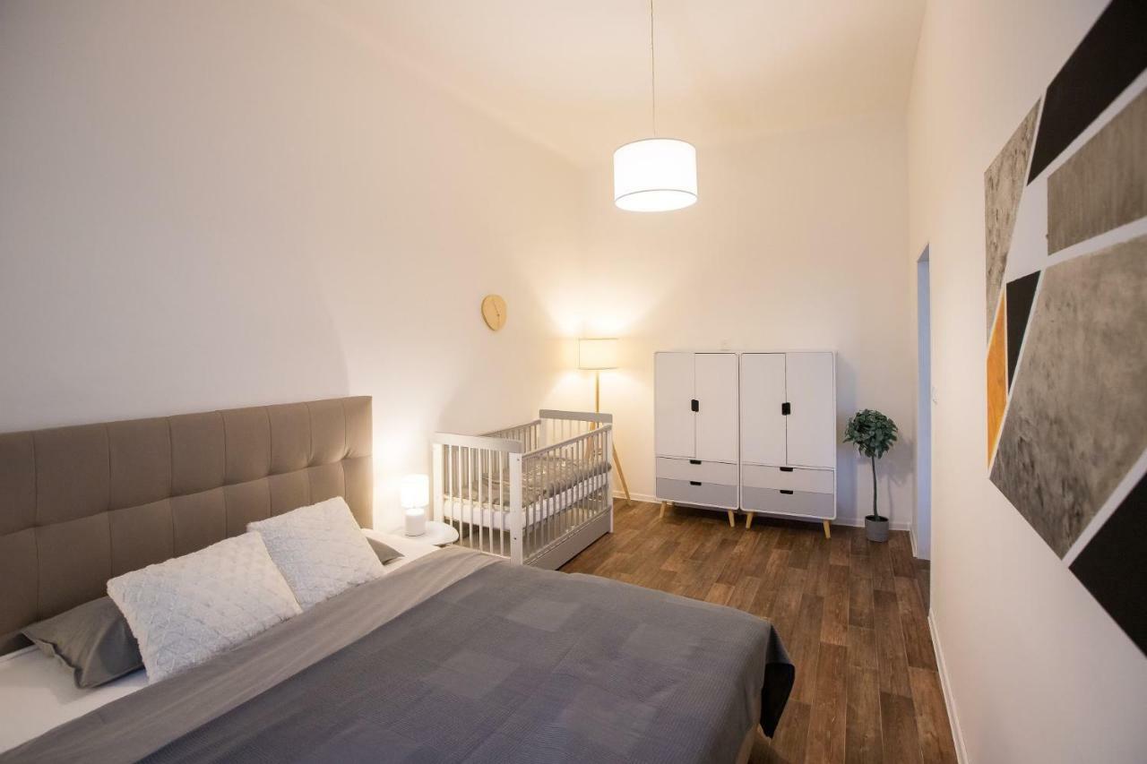 Family Apartment Ostrava Dış mekan fotoğraf