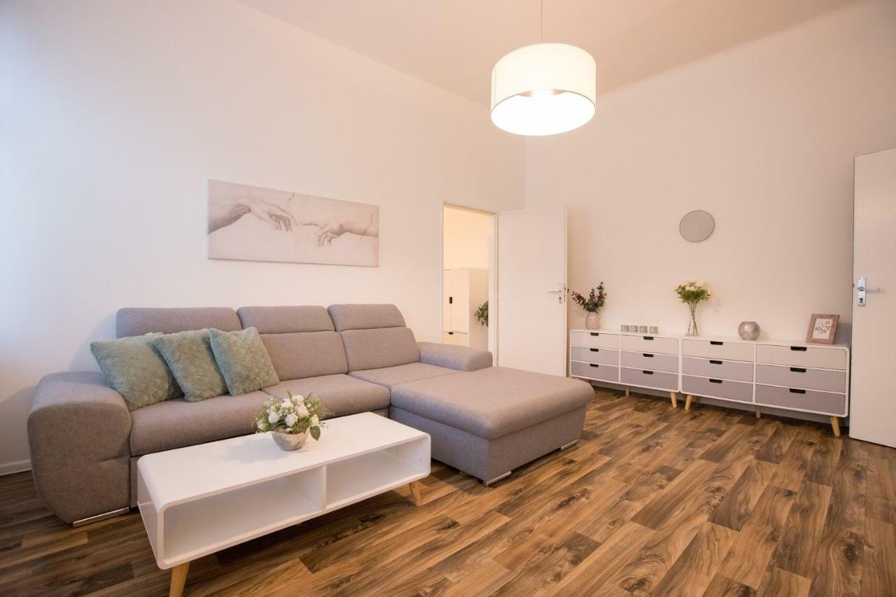 Family Apartment Ostrava Dış mekan fotoğraf